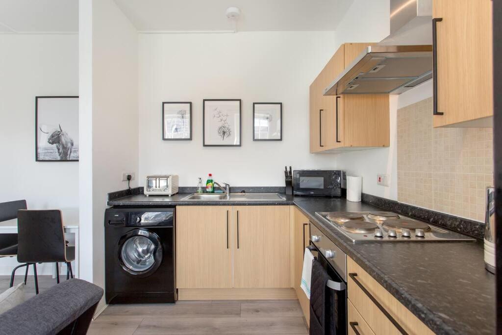 Modern & Bright 1 Bed For 4 Close To City Centre! Edynburg Zewnętrze zdjęcie